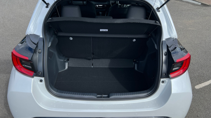 Mazda 2 Hybrid 1.5i Hybrid Homura 5dr CVT Hybrid Hatchback - Image 4